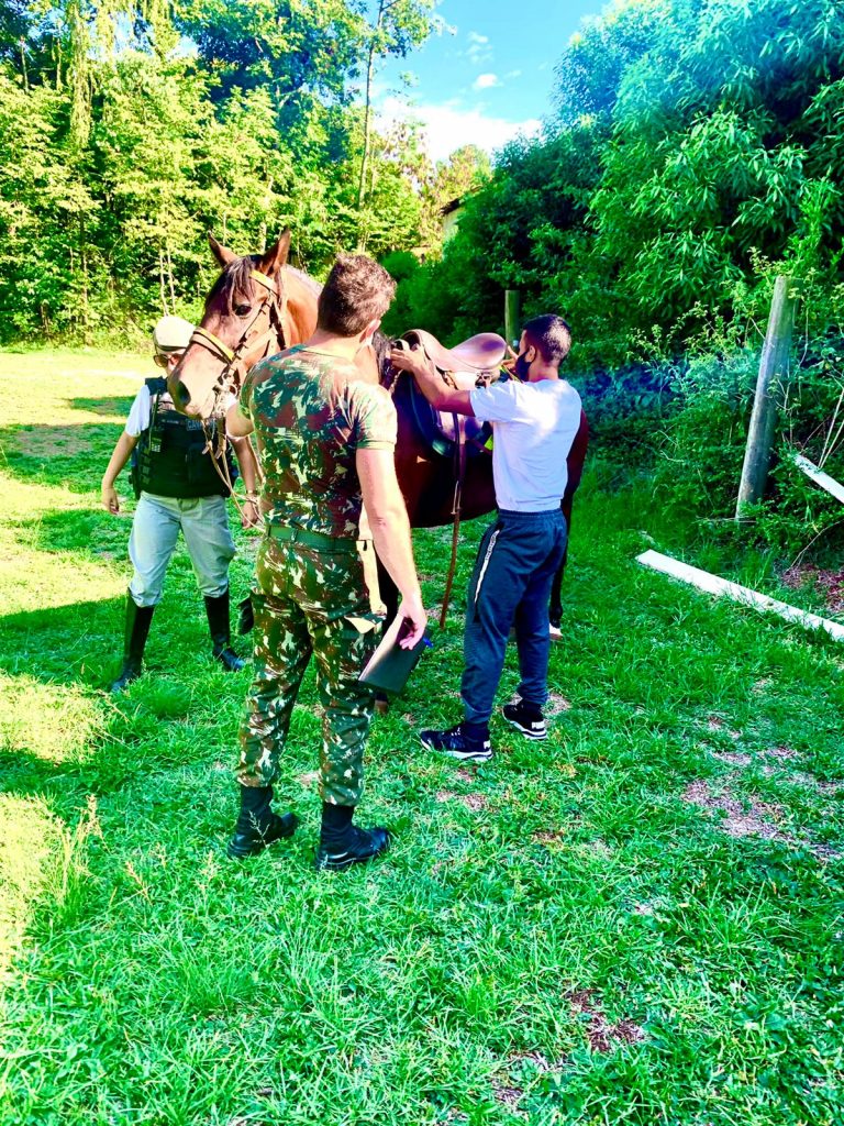 Cavalaria da BM efetua apoio a comissão de seleção do Exército Brasileiro em Passo Fundo