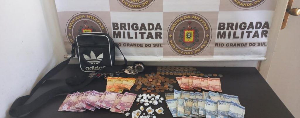 PATAMO da Brigada Militar prende traficante no "Beco dos Ferroviários" em Passo Fundo