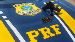 PRF prende passo-fundense por porte ilegal de arma de fogo em Sarandi