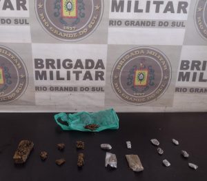 3º BPChoque prende indivíduo com 15 porções de maconha na Saldanha Marinho