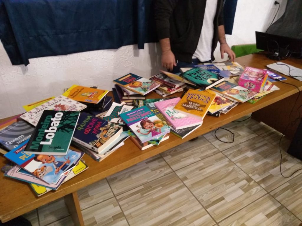 Dia Internacional da Doação de Livros tem objetivo de incentivar o hábito da leitura e promover a sustentabilidade
