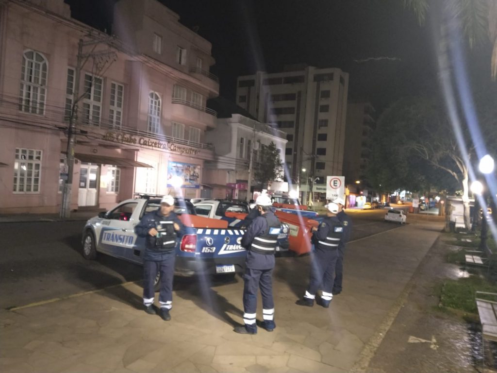 Guarda de Trânsito e BM recolhem 11 CNHs durante fiscalização em Passo Fundo