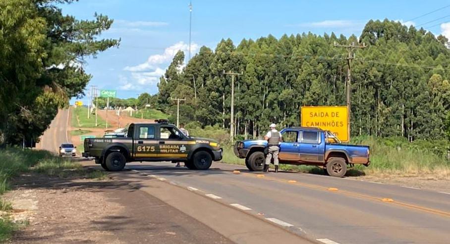 BM apreende na ERS-324 em Pontão adolescente e veículo utilizado em homicídio