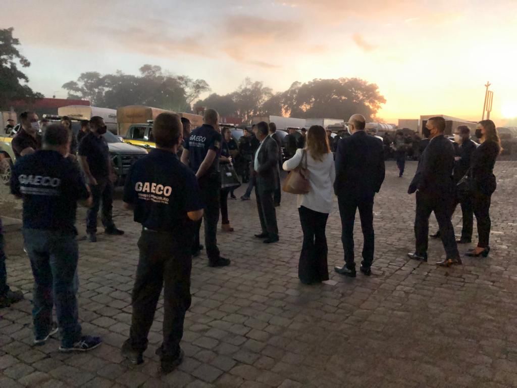 MP do Estado cumpre mandados contra crimes do poder público em Santa Bárbara do Sul
