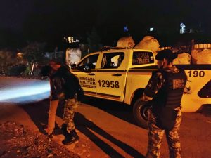 Três indivíduos pulam o muro do Instituto Penal e são presos pela Força Tática