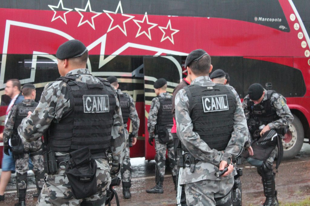 3° Batalhão de Polícia de Choque realiza ação preventiva na semifinal do Campeonato Gaúcho
