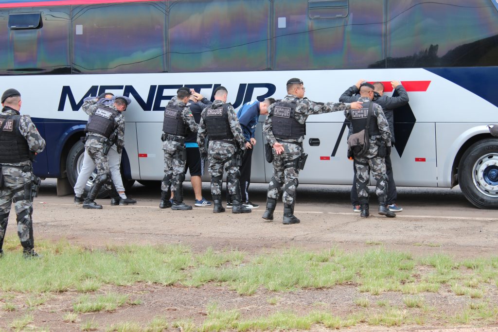 3° BPCHOQUE REALIZA AÇÕES PREVENTIVAS PARA GARANTIR A SEGURANÇA DE TORCEDORES NA FINAL DO CAMPEONATO GAÚCHO 2022