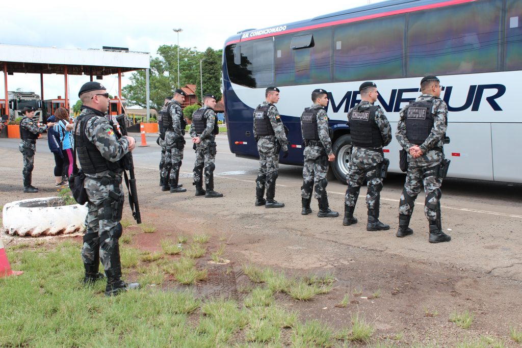 3° BPCHOQUE REALIZA AÇÕES PREVENTIVAS PARA GARANTIR A SEGURANÇA DE TORCEDORES NA FINAL DO CAMPEONATO GAÚCHO 2022