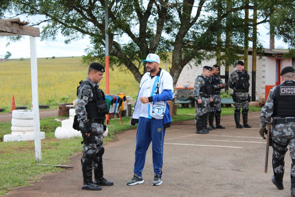 3° BPCHOQUE REALIZA AÇÕES PREVENTIVAS PARA GARANTIR A SEGURANÇA DE TORCEDORES NA FINAL DO CAMPEONATO GAÚCHO 2022