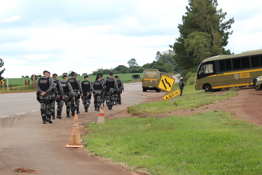 3° BPCHOQUE REALIZA AÇÕES PREVENTIVAS PARA GARANTIR A SEGURANÇA DE TORCEDORES NA FINAL DO CAMPEONATO GAÚCHO 2022
