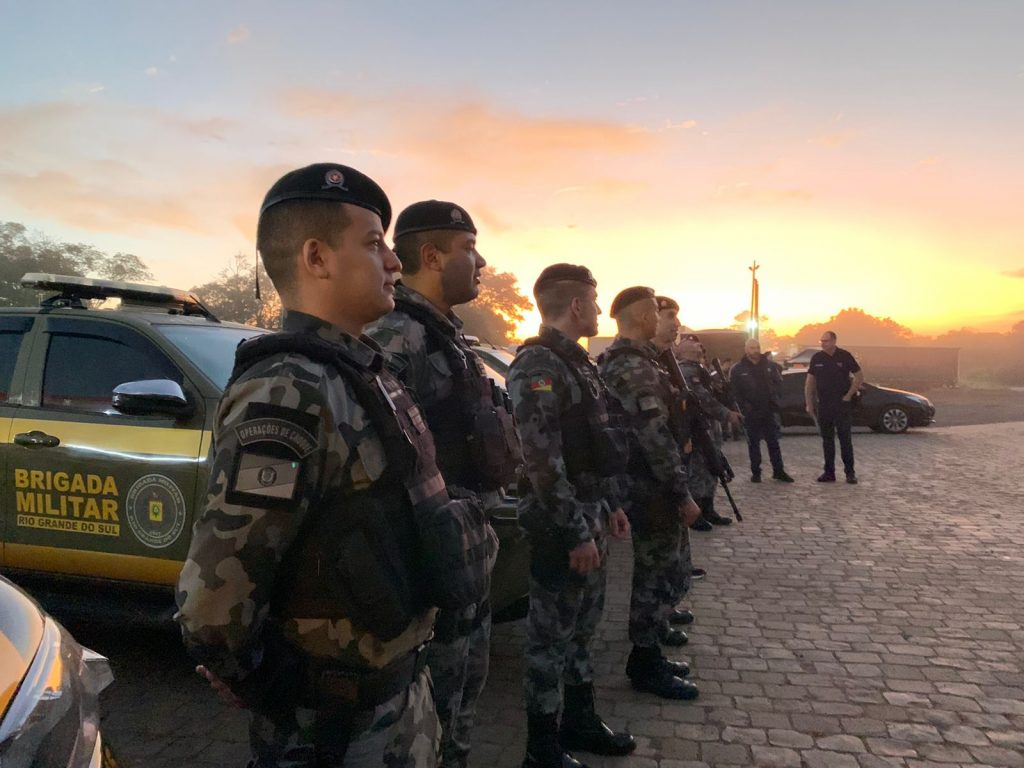 MP do Estado cumpre mandados contra crimes do poder público em Santa Bárbara do Sul