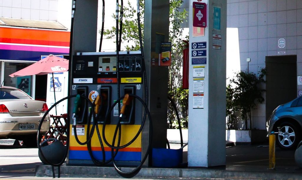 Alta no óleo diesel deve causar reajuste também no preço da gasolina