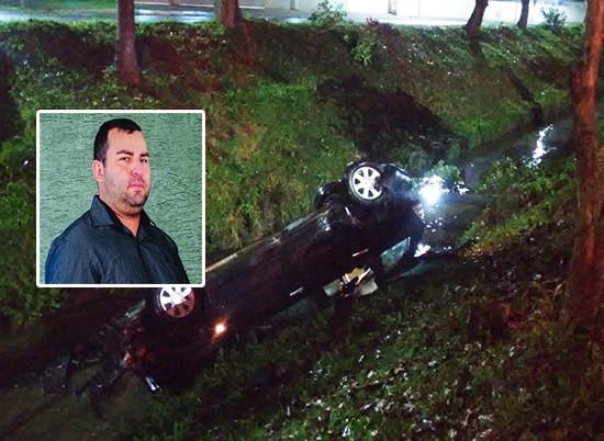 Erechinense morre após carro capotar e cair dentro de rio em SC