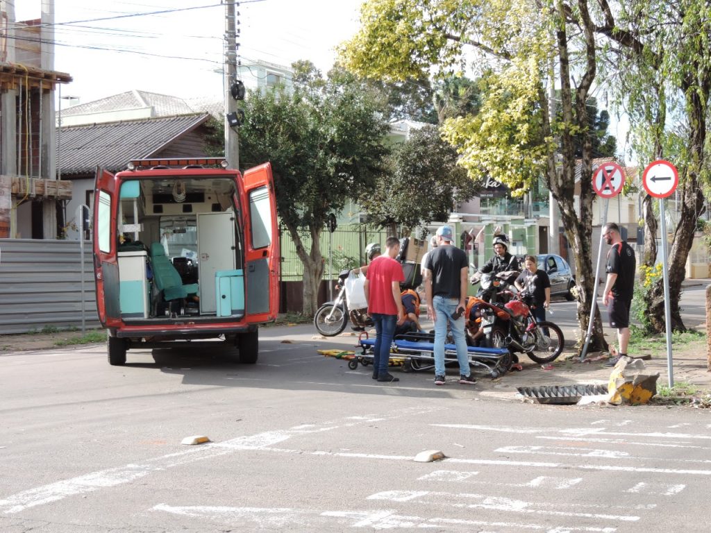 Invasão de preferencial resulta em motogirl ferida na vila vergueiro