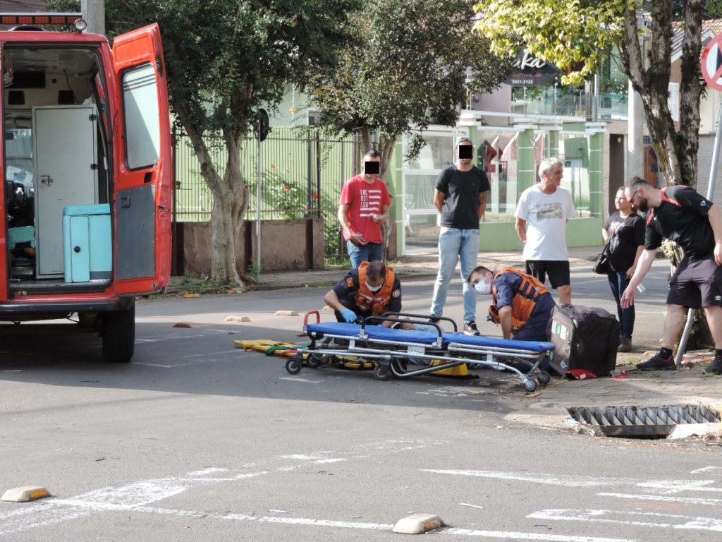 Invasão de preferencial resulta em motogirl ferida na vila vergueiro