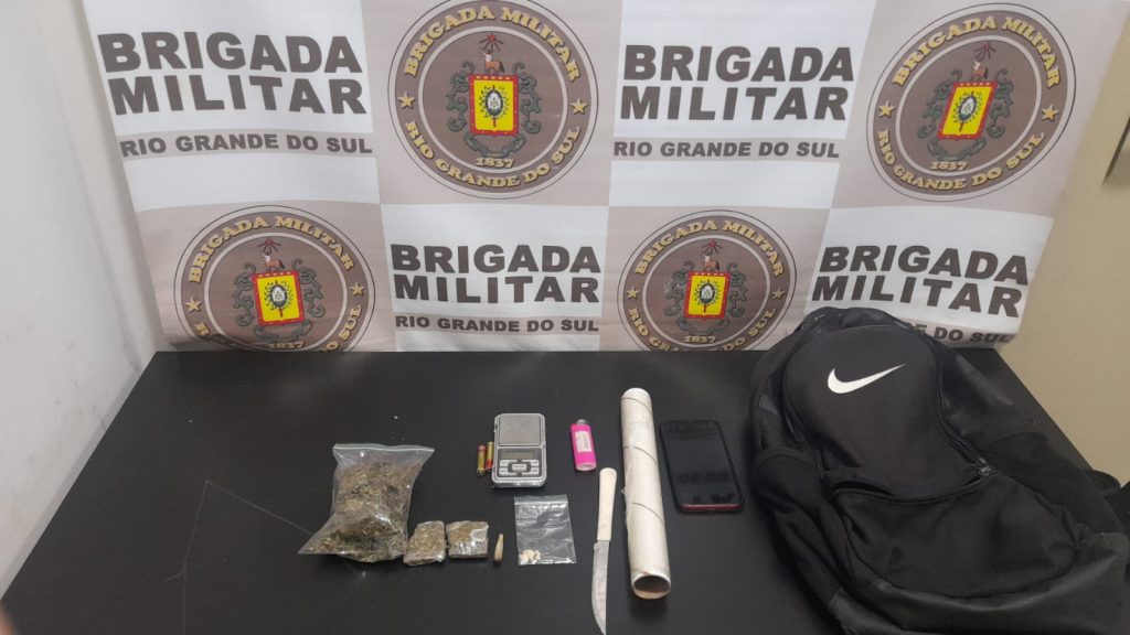 BM prende dupla por tráfico de drogas durante Operação 24 horas no centro de Passo Fundo