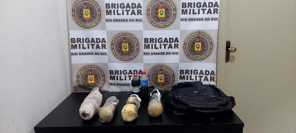 Força Tática prende indivíduo que arremessaria bebidas no Presídio Regional de Passo Fundo