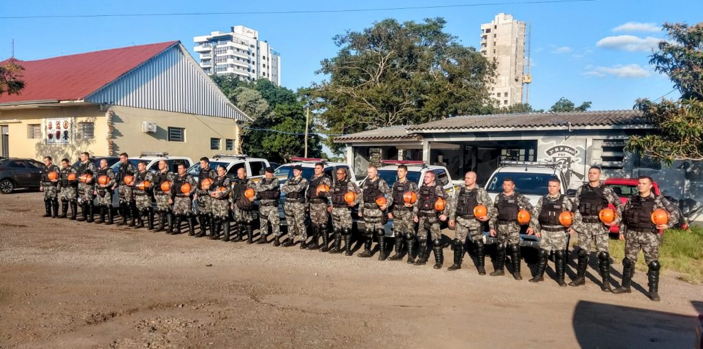 BM realiza treinamento para prevenir conflitos durante passagem de Bolsonaro em Passo Fundo