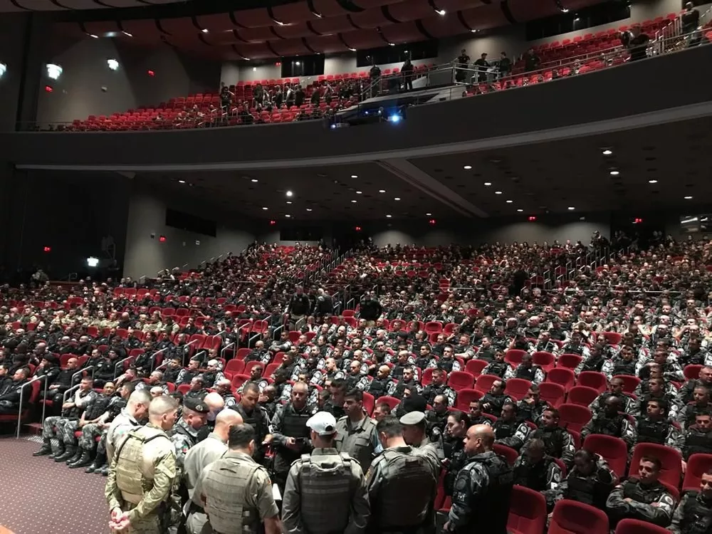 Operação contra lavagem de dinheiro por facção acontece no Estado e em Passo Fundo