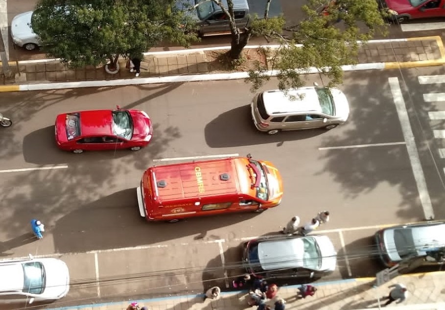Mulher se atira de prédio no Centro de Carazinho