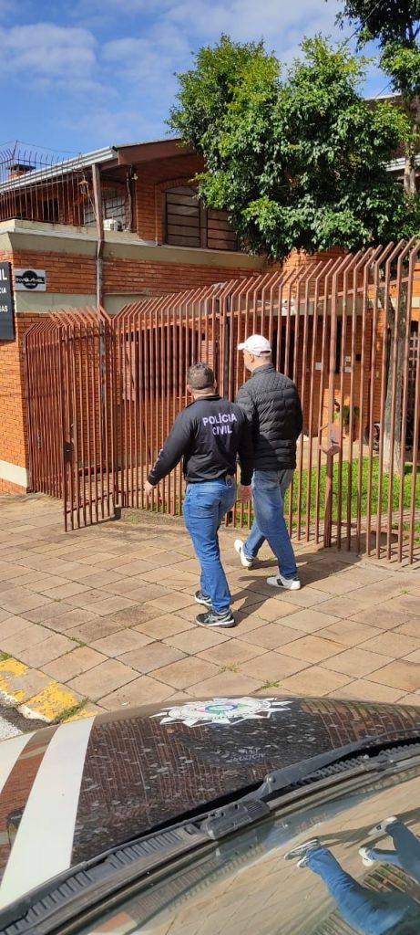 Homem que lesionou, ameaçou e difamou ex-companheira em Casa é preso pela PC em Passo Fundo