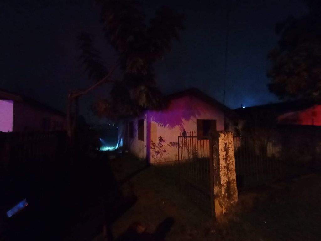 Incêndio é registrado na Rua Tônico Silva em Passo Fundo
