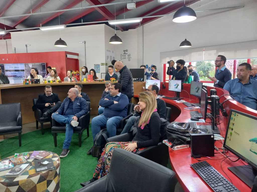 Semana do desenvolvimento econômico: empresas discutem ecossistemas de inovações em Passo Fundo