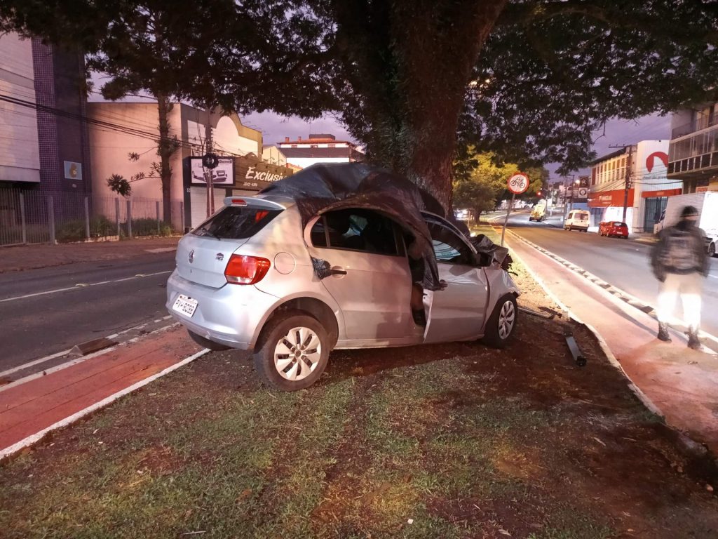 Jovens mortas acidente em Passo Fundo