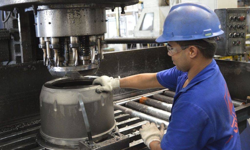 Fabricação de máquinas e equipamentos cresce mais de 10% no RS e sobram empregos no setor
