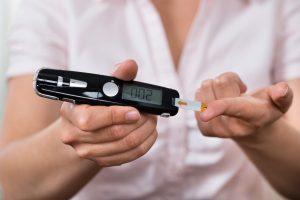 Diabéticos precisam ficar atentos aos sintomas de descontrole da doença