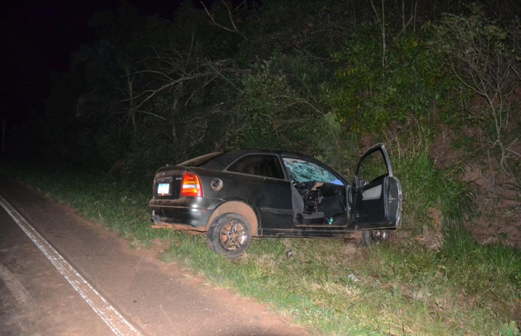 Grave acidente deixa condutor preso as ferragens e 3 pessoas feridas na ERS 324 em Ronda Alta