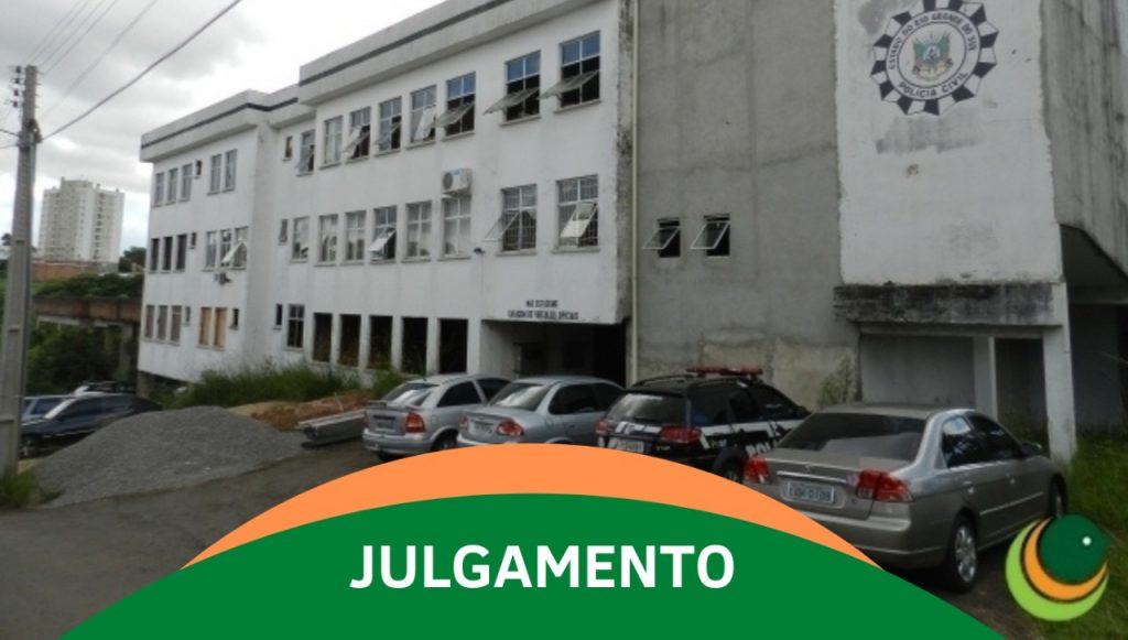Homem que cometeu homicídio dentro de delegacia em Passo Fundo vai a júri nesta quarta-feira
