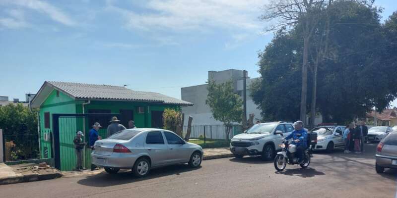 Homem mata pai e irmã a tiros em Não-Me-Toque
