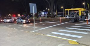 Passo Fundo começa a testar sinalização de trânsito para motociclistas aguardar abertura do semáforo