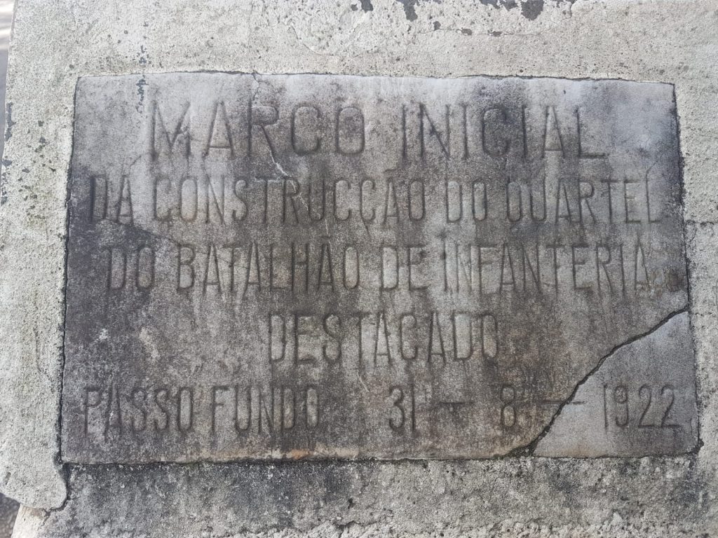 Lançamento da pedra fundamental do antigo Quartel do Exército completa 100 anos