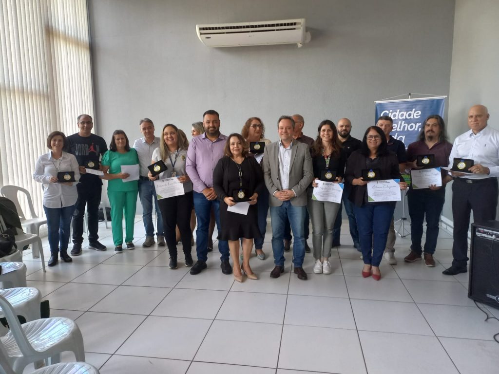 Prefeitura presta homenagem aos servidores públicos municipais