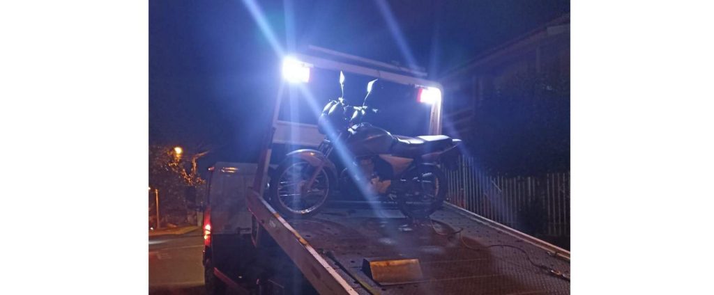 Brigada Militar de Passo Fundo apreende motocicleta com quase 70 mil reais em multas
