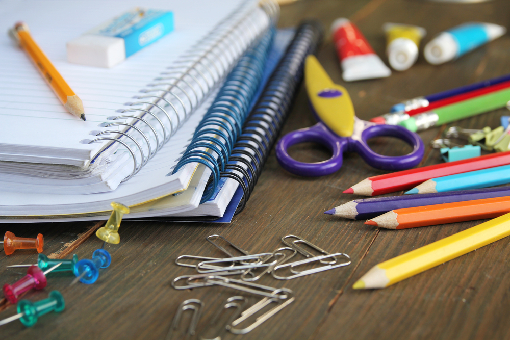 Advogado alerta para abusos nas listas de material escolar