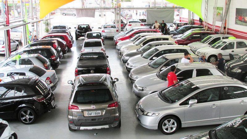 Preço dos automóveis na tabela FIPE vem caindo com a normalização do mercado
