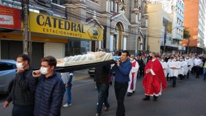 Sexta-feira Santa terá procissão do Cristo Morto na Catedral Nossa Senhora Aparecida